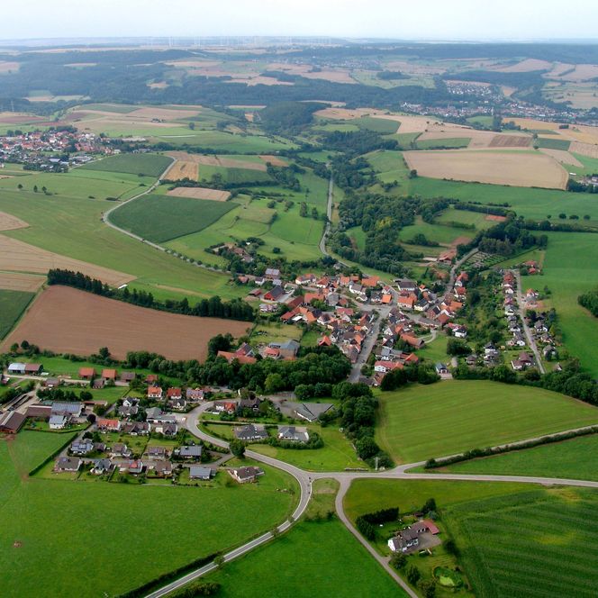Luftbild des Diemelstädter Ortsteils Ammenhausen