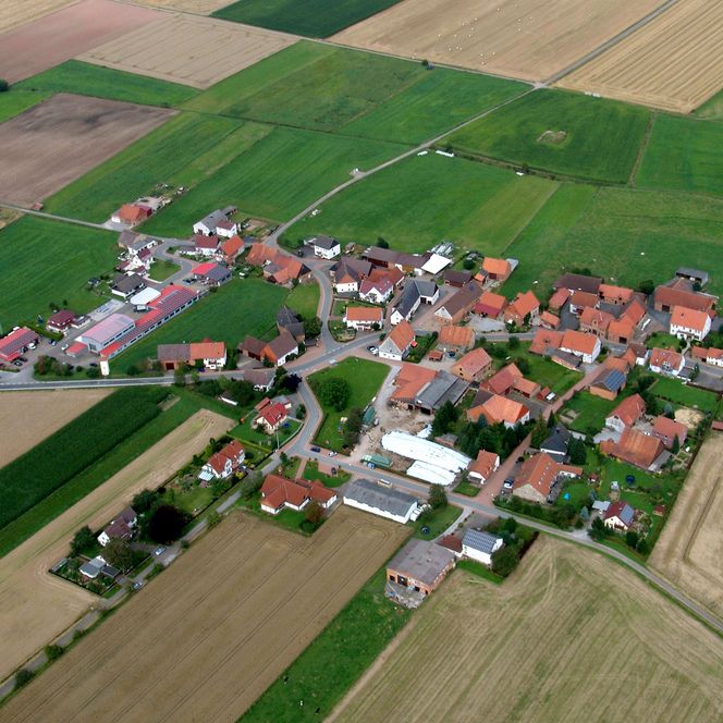 Luftbild des Diemelstädter Ortsteils Ammenhausen