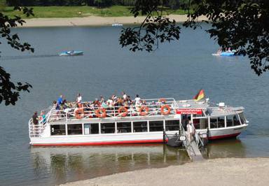 Personenschiffahrt MS Muffert am Diemelsee