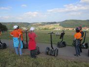 Das Team der Touristik Service Waldeck-Ederbergland GmbH unterwegs mit dem Segway