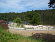 Die Alternativroute des Twiste-Radwegs führt auch am Twistesee vorbei (Foto: Sabrinity - Touristik Service Bad Arolsen) 